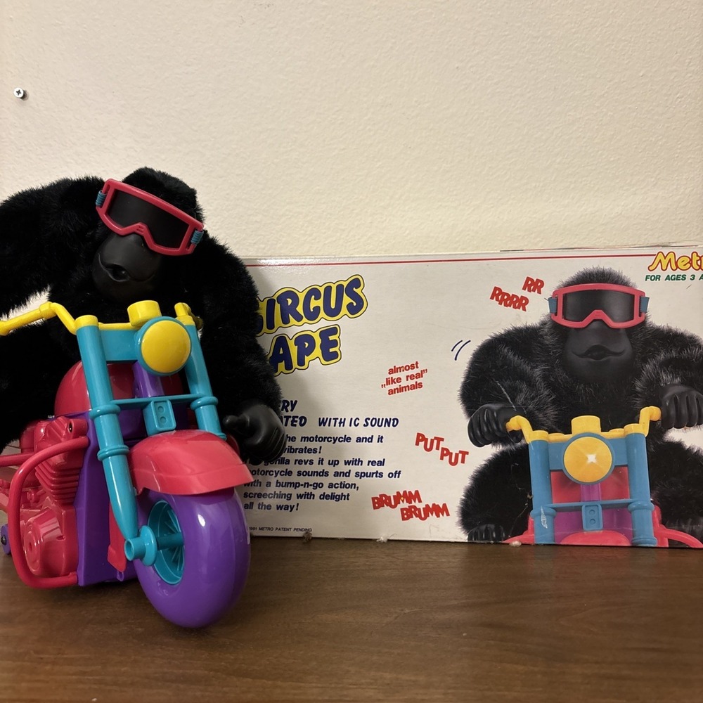 Vintage Toys "Circus Ape Gorilla on a‎ Motorcycle" METRO, 1991, Original Box